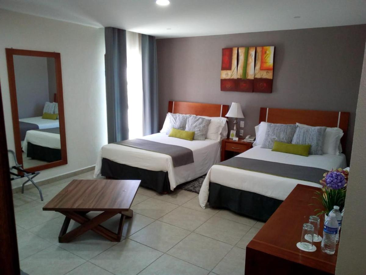 Hotel Victoria Lagos de Moreno Exterior photo
